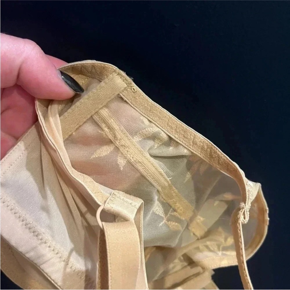 LIKE NEW Panache Tango Bra Beige / Nude Lace Embroidered Underwire Bra 32F (3D) - Picture 7 of 9